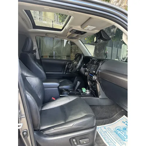 Toyota 4Runner Limited 2021 Gris Caracas