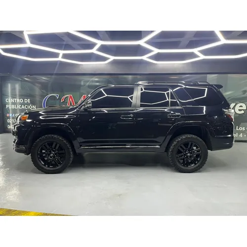 Toyota 4Runner Nightshade 2021 Negro Caracas