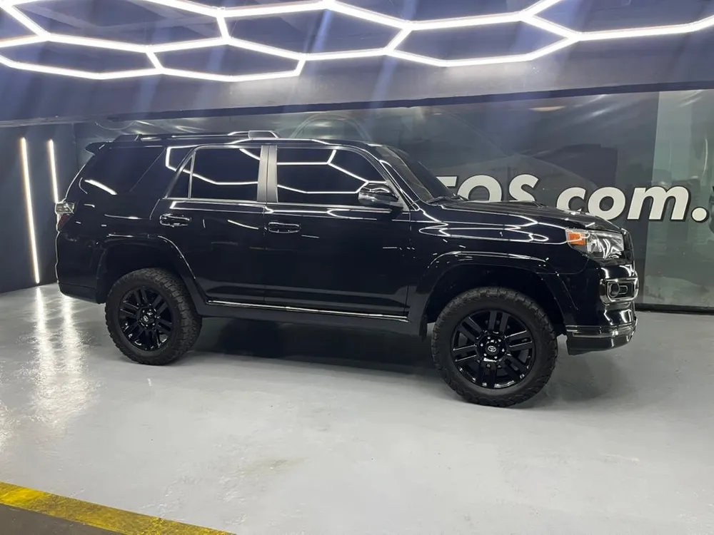 Toyota 4Runner Nightshade 2021 Negro Caracas