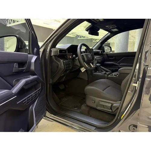 Toyota 4Runner SR5 2025 Gris Valencia