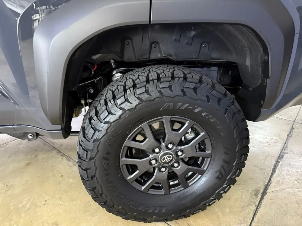Toyota 4Runner SR5 2025 Gris Valencia
