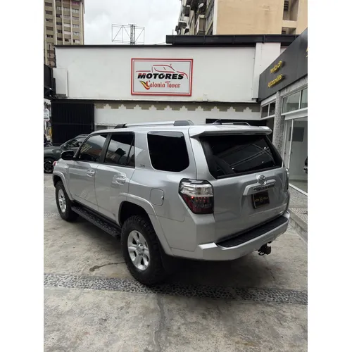 Toyota 4Runner SR5 2023 Plateado Caracas