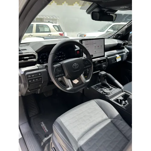 Toyota 4Runner TRD Off Road 2025 Blanco Caracas