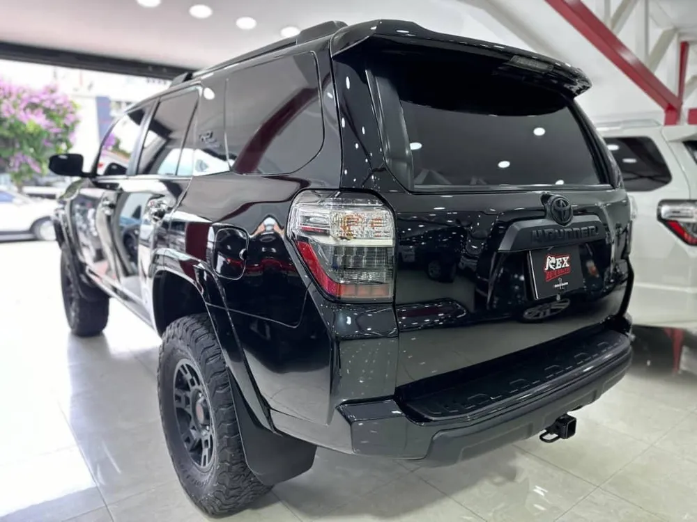 Toyota 4Runner TRD Off Road 2019 Negro Caracas