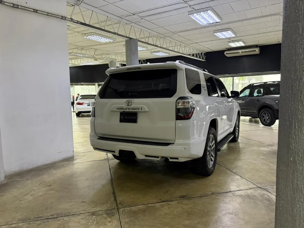 Toyota 4Runner TRD Pro 2023 Blanco Valencia