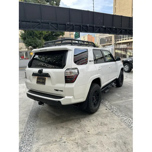 Toyota 4Runner TRD Pro 2024 Blanco Caracas