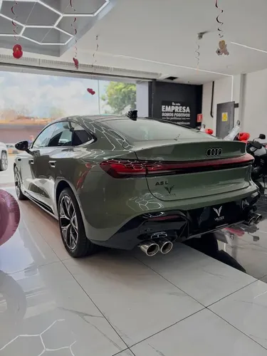 Audi A5 L 2026 Verde Caracas