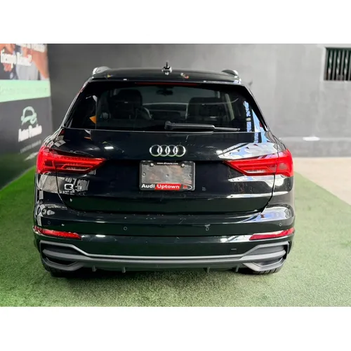 Audi Q3 45 Komfort Quattro 2024 Negro Caracas
