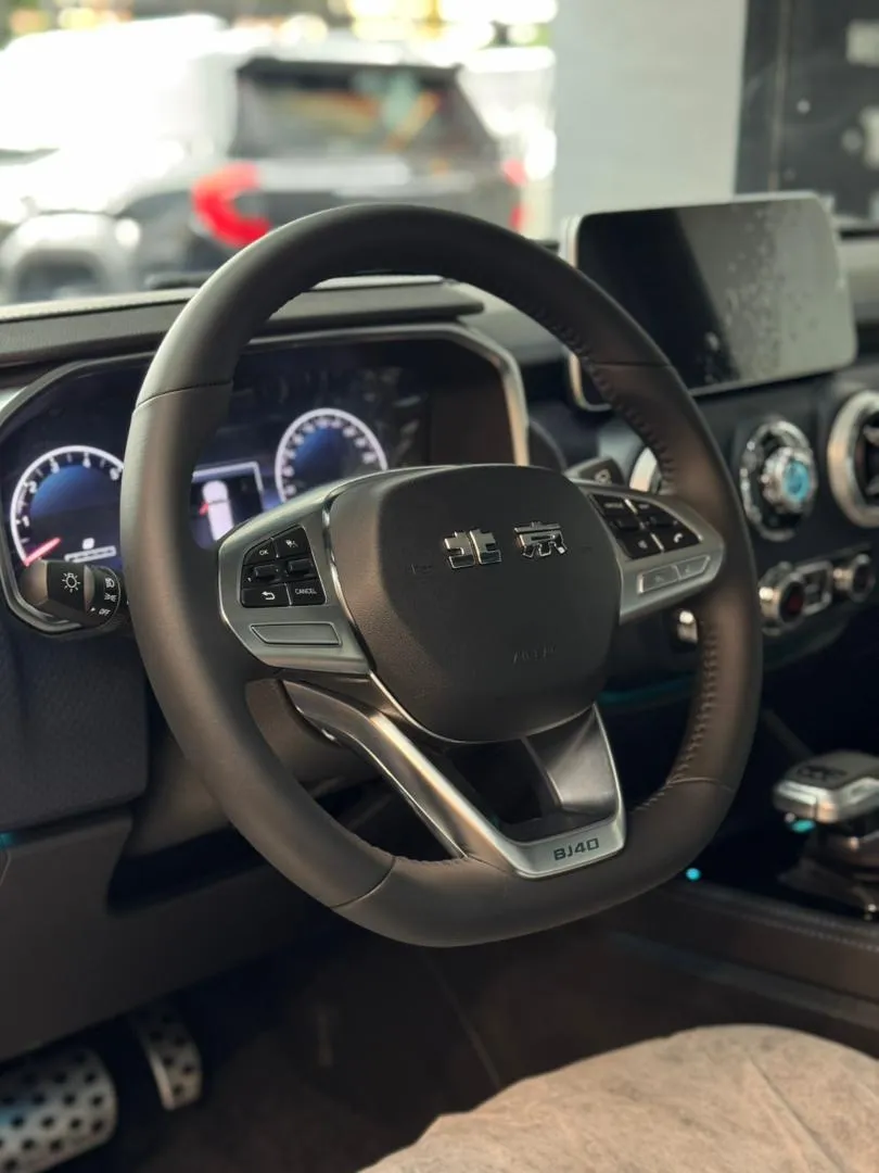 Baic Bj40 C 2025 negro14