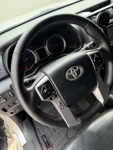 Toyota 4Runner Limited 2015 Plateado Caracas