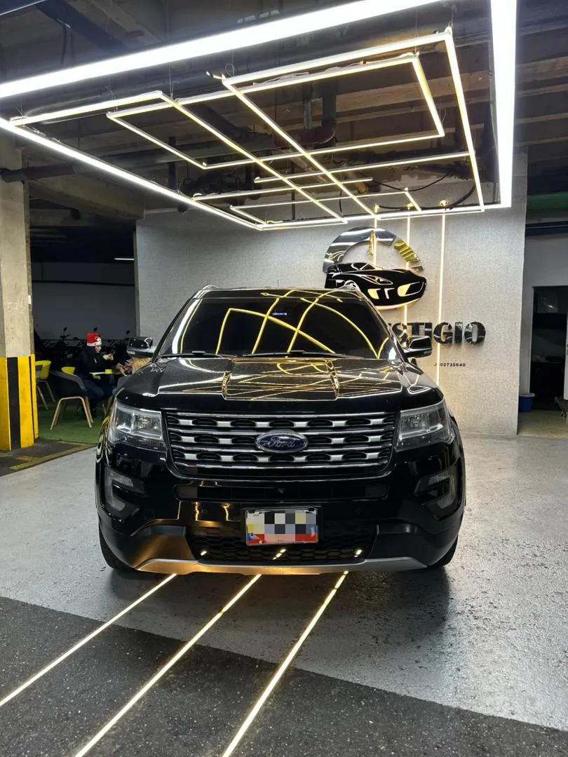 Ford Explorer Limited 2016 Negro Caracas