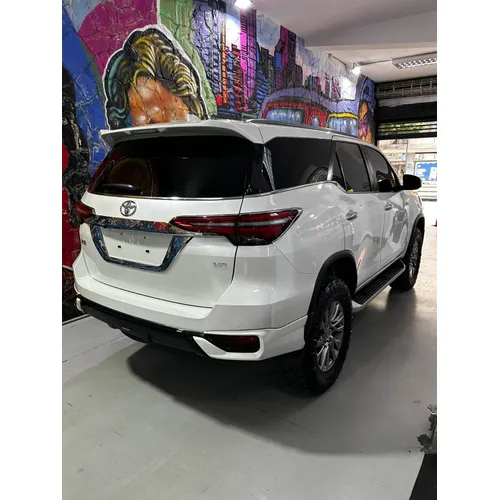 Toyota Fortuner VX.R 2025 Blanco Caracas