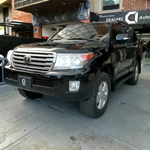 Toyota Land Cruiser 200 2015 Negro Caracas