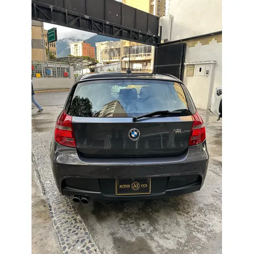 BMW 130i serie 1 2008 Gris Caracas