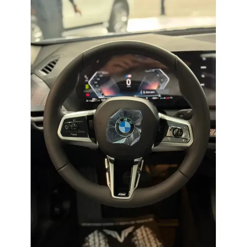 BMW 225L 2025 Gris Caracas