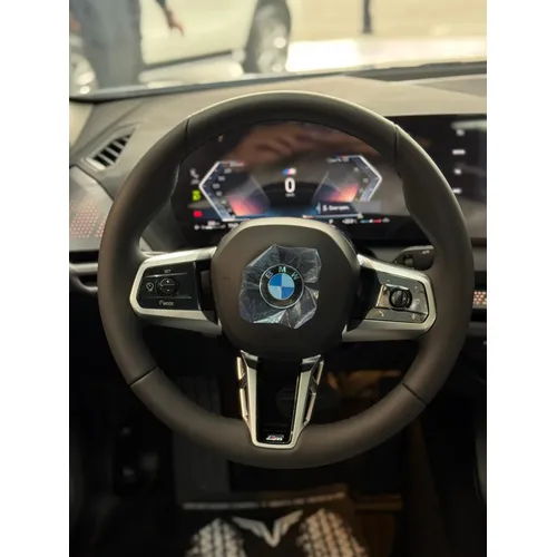BMW 225L 2025 Gris Caracas
