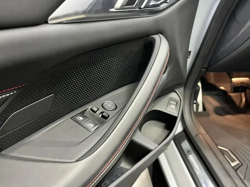 BMW M 4 2023 Gris Caracas