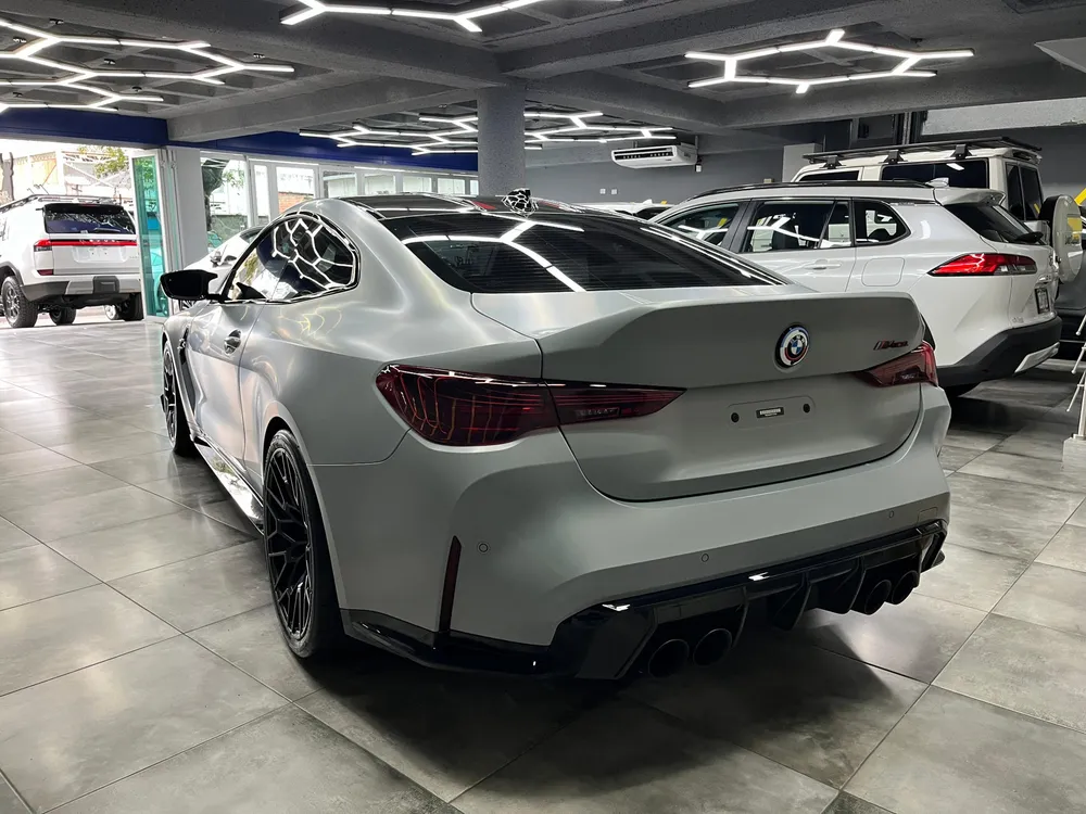 BMW M 4 2023 Gris Caracas
