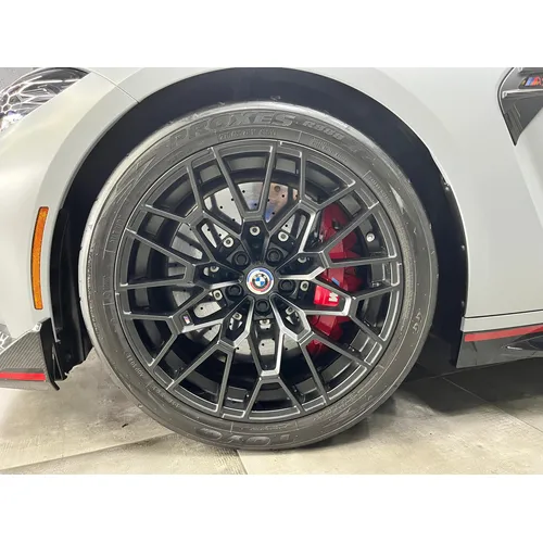 BMW M 4 2023 Gris Caracas