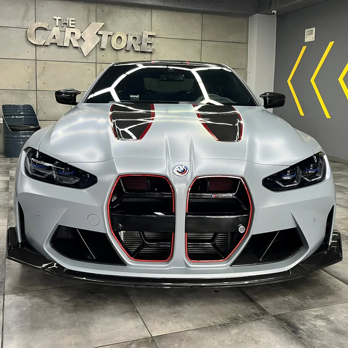 BMW M4 2023 Gris Caracas