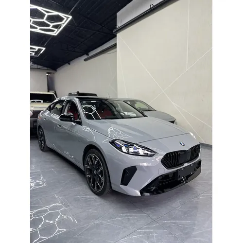 BMW 225L 2025 Gris Caracas