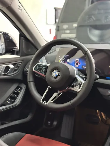 BMW 225L 2025 Gris Caracas