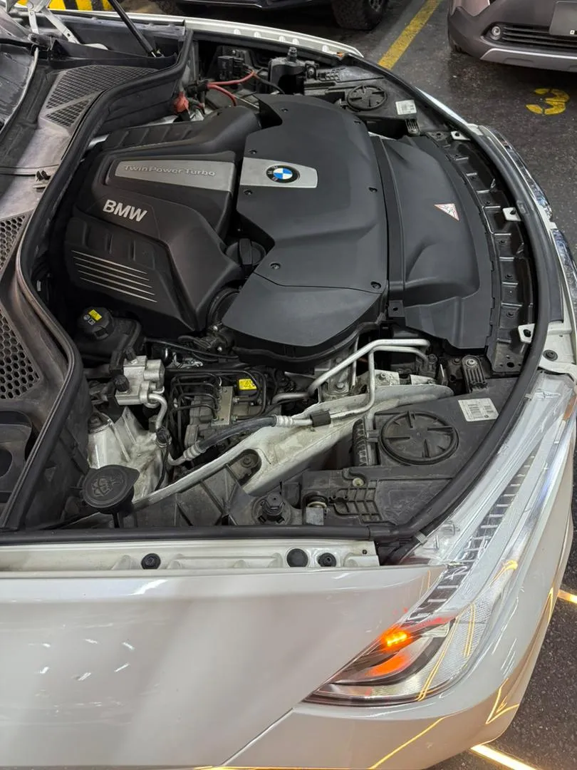 Bmw X6 Drive 2015 50i blanco11