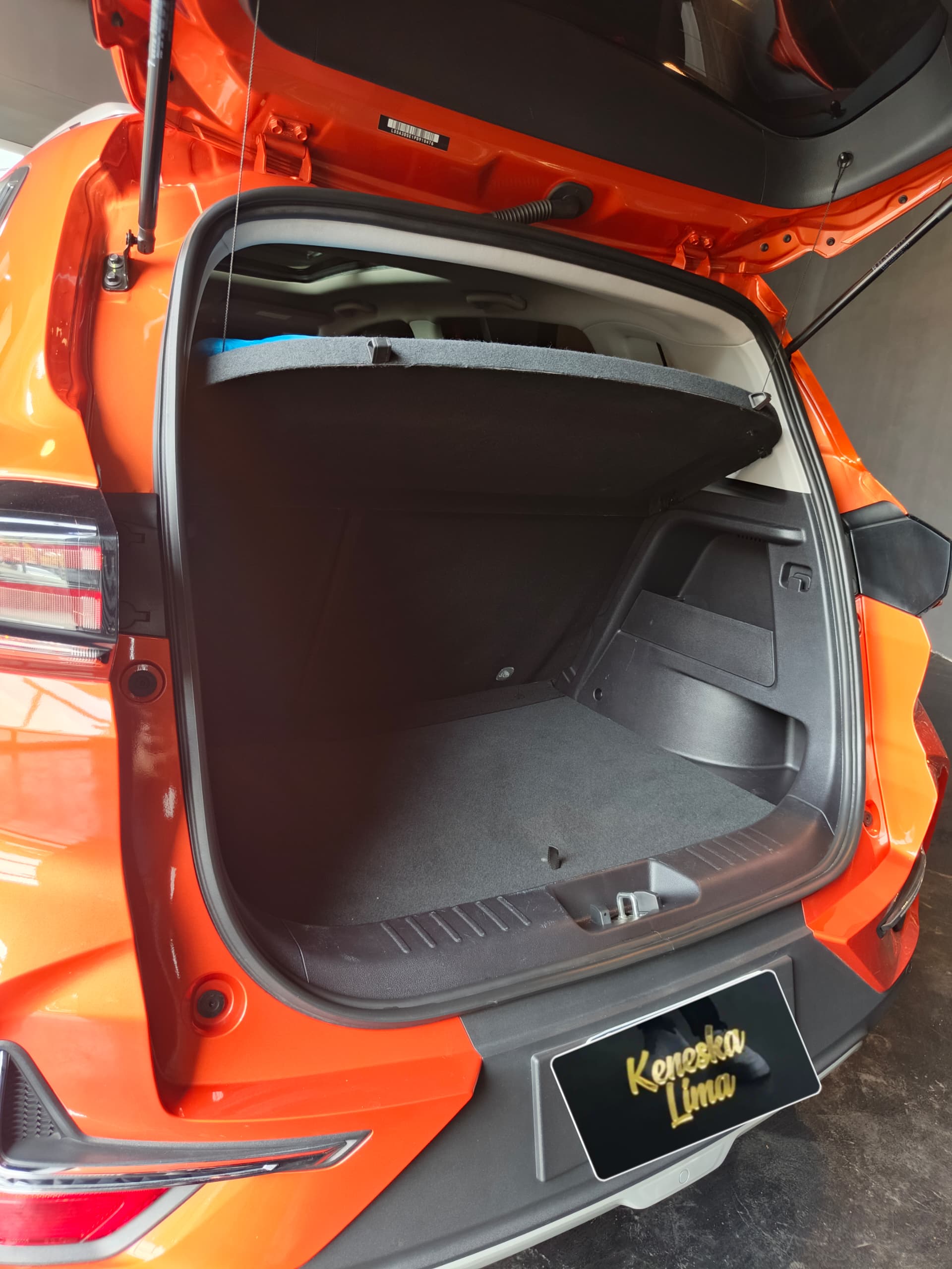 Changan CS15 2023 Naranja Caracas