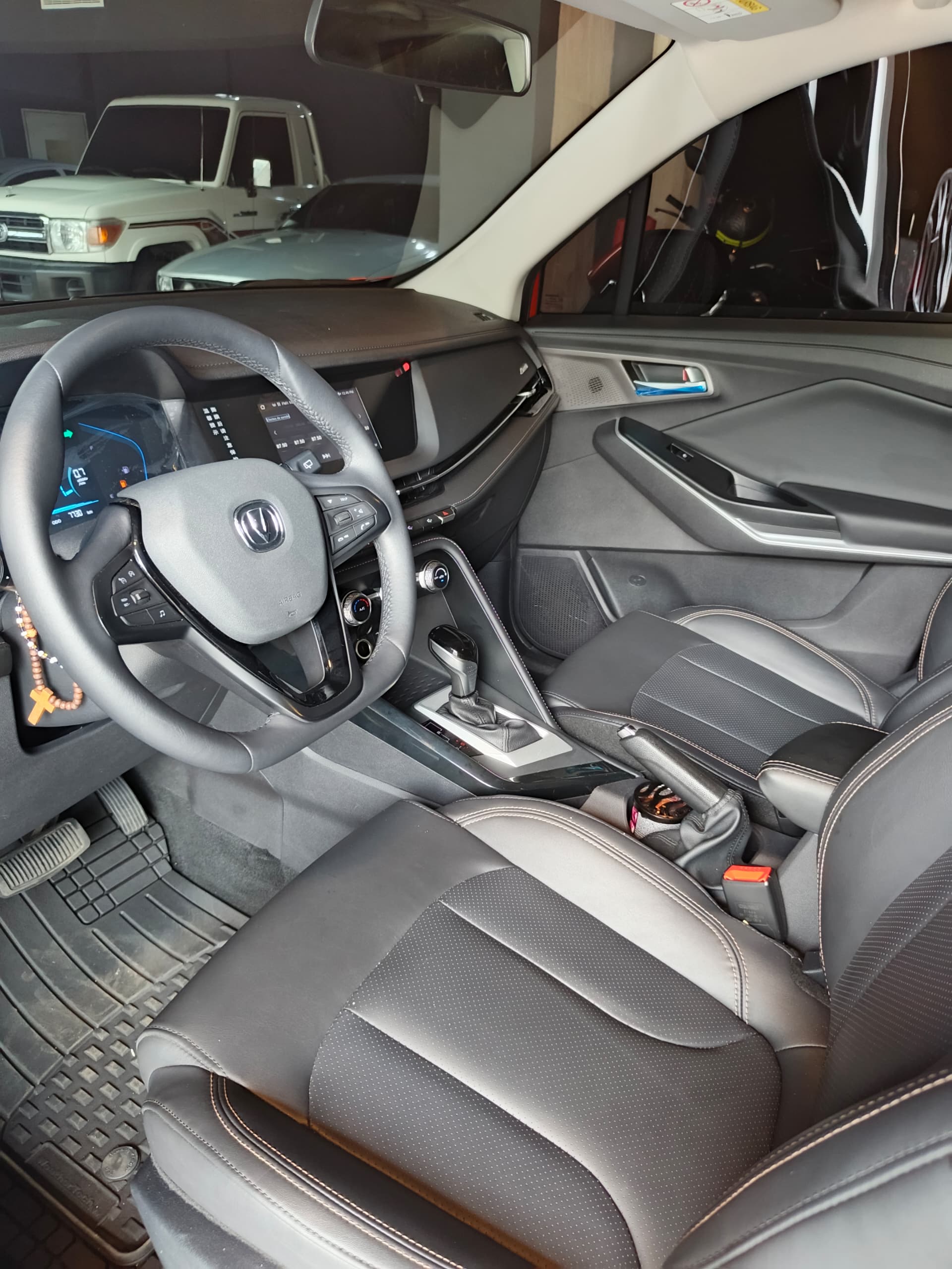 Changan CS15 2023 Naranja Caracas