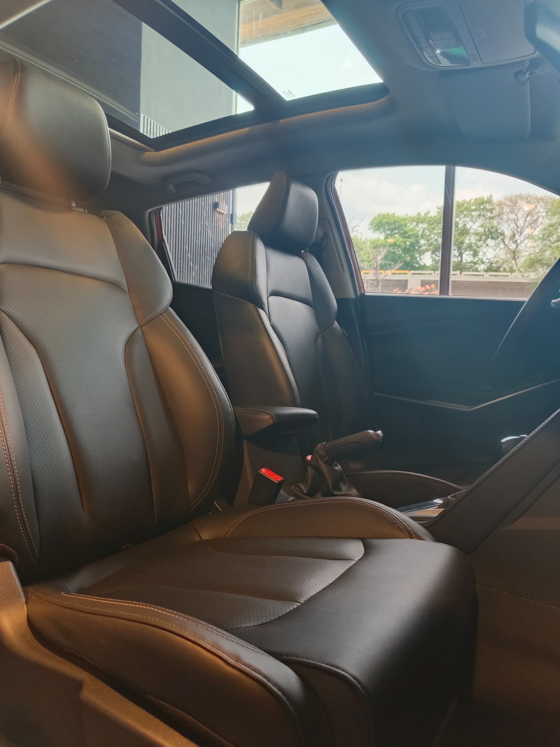 Changan CS15 2023 Naranja Caracas