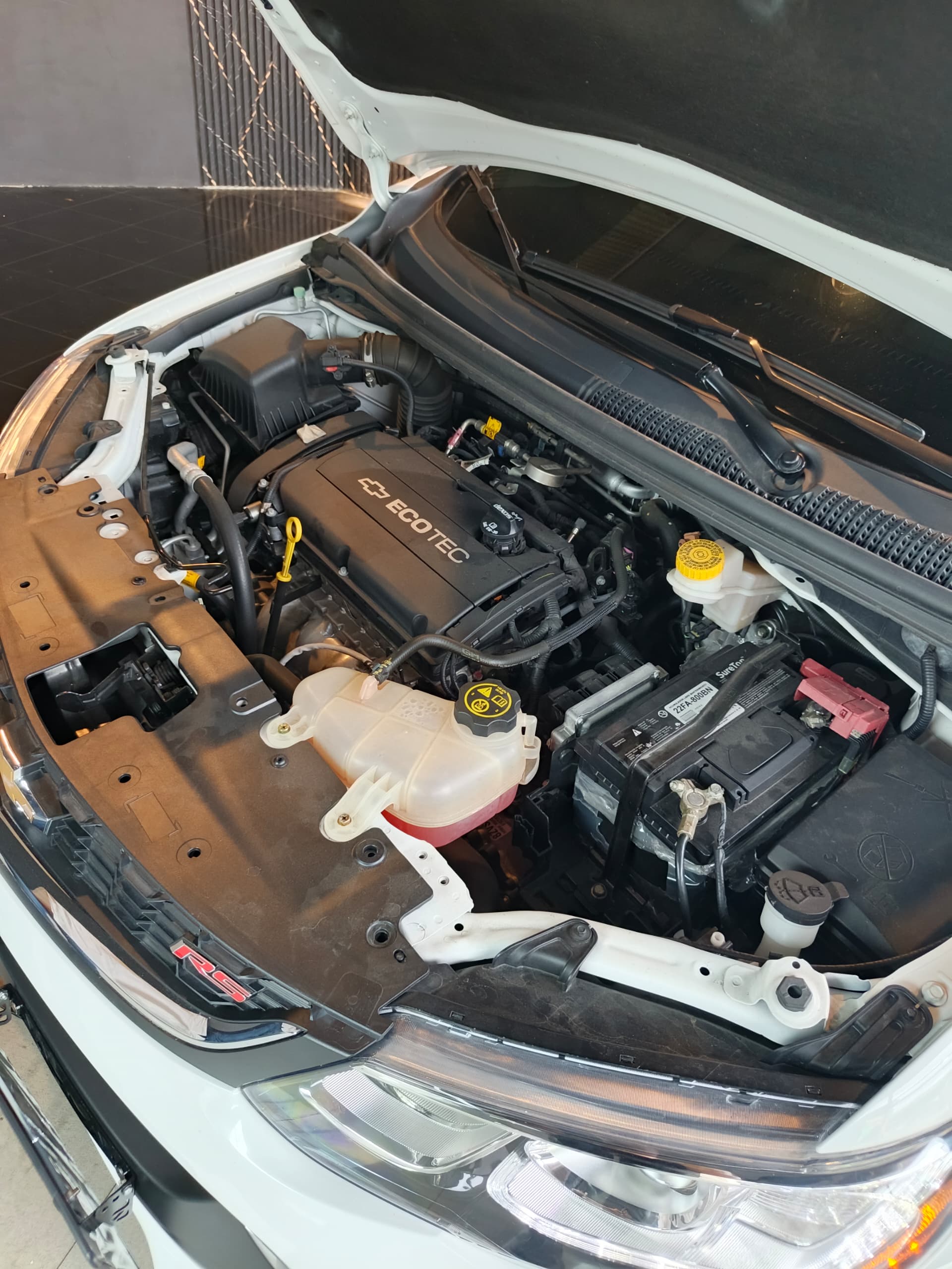 CHEVROLET SONIC RS 1.8 2018 blanco8