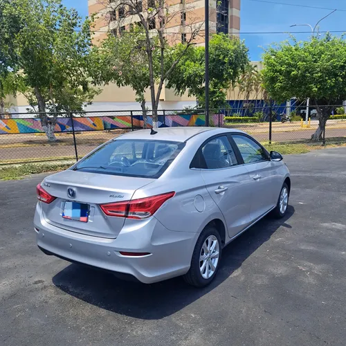 Changan Alsvin 2025 Plateado Puerto La Cruz