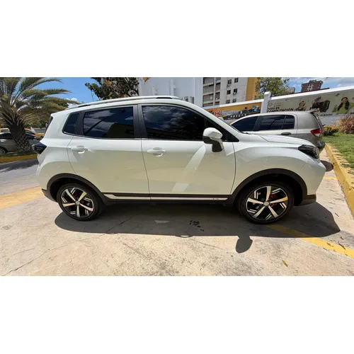 Changan CS 15 2023 Blanco Maracay