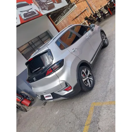 Changan CS 15 2023 Plateado Caracas