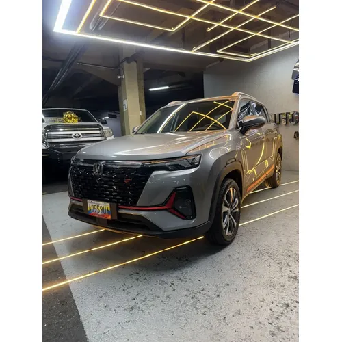 Changan CS 35 2026 Plateado Caracas