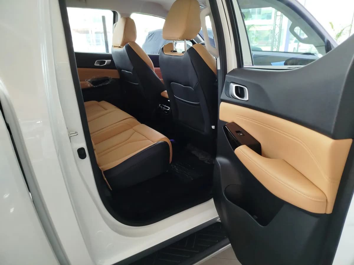 Changan Hunter Plus Gasolina 4x4 2025 Blanco