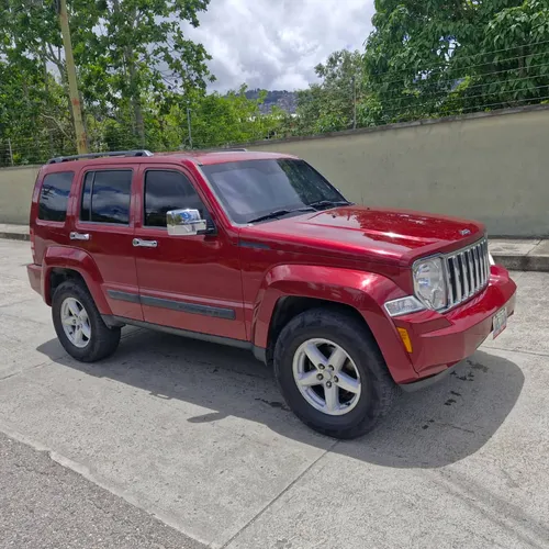 Jeep Cherokee Sport 2015 Rojo Caracas