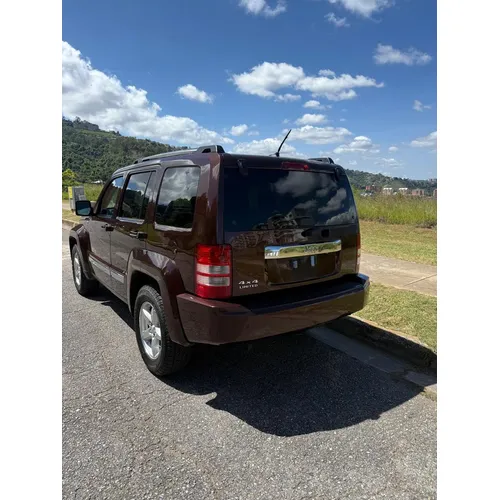 Jeep Cherokee Limited KK 2012 Rojo Caracas