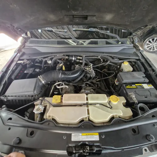 Jeep Cherokee kk 2013 Verde Caracas
