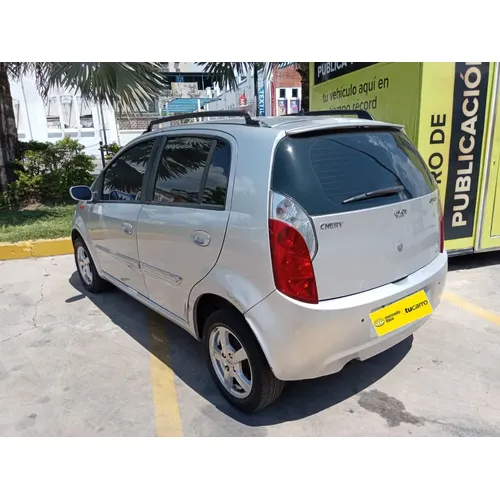 Chery Arauca 2014 Plateado Caracas