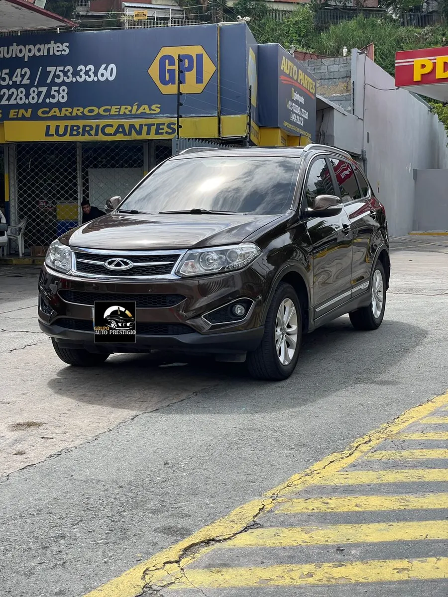 Chery Grand Tiggo 2015 Marrón Caracas