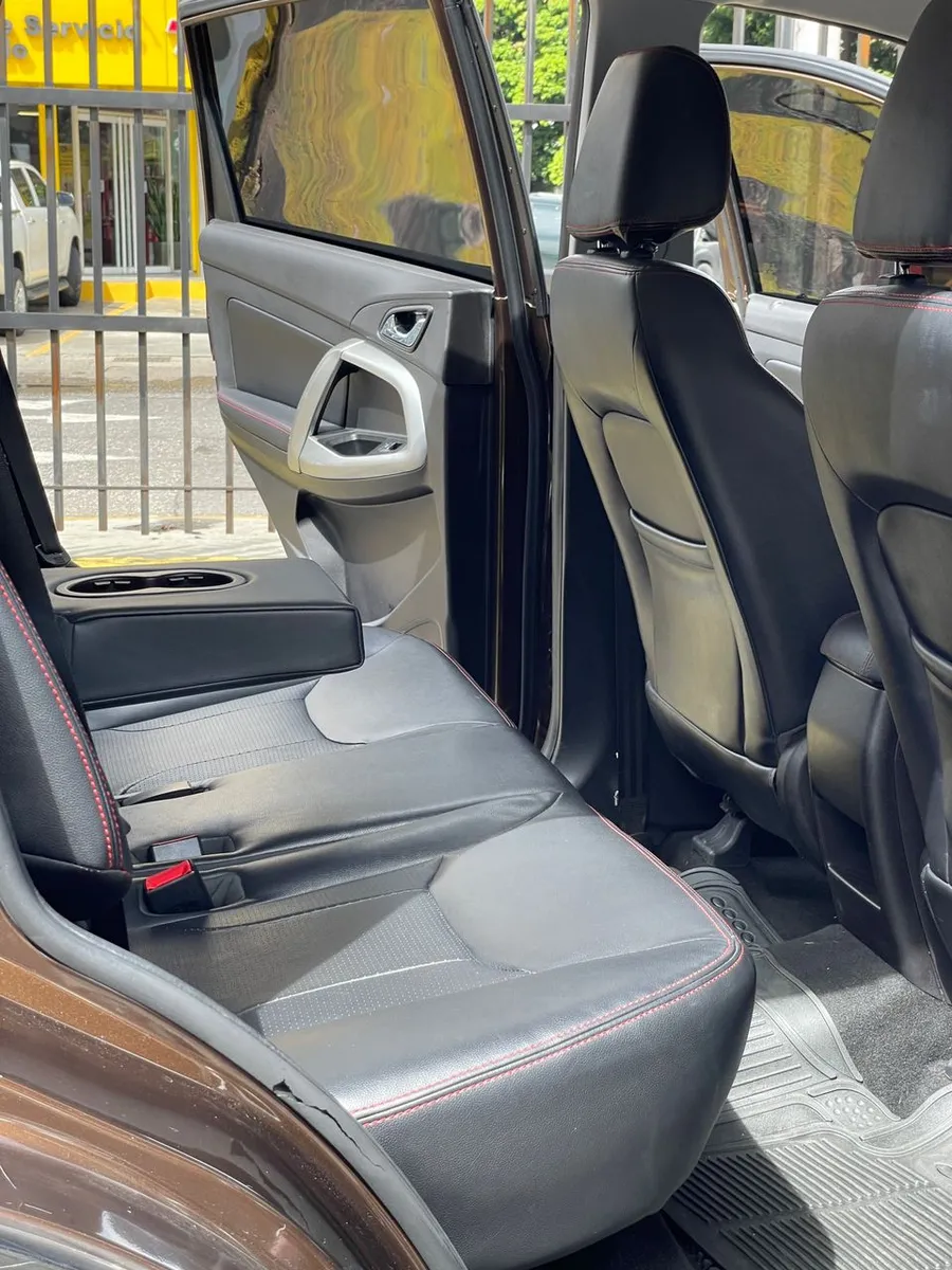 Chery Grand Tiggo 2015 marrón7
