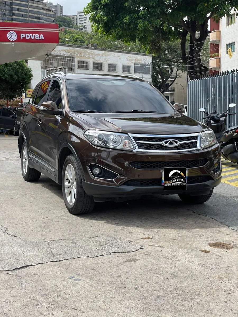 Chery Grand Tiggo 2015 Marrón Caracas