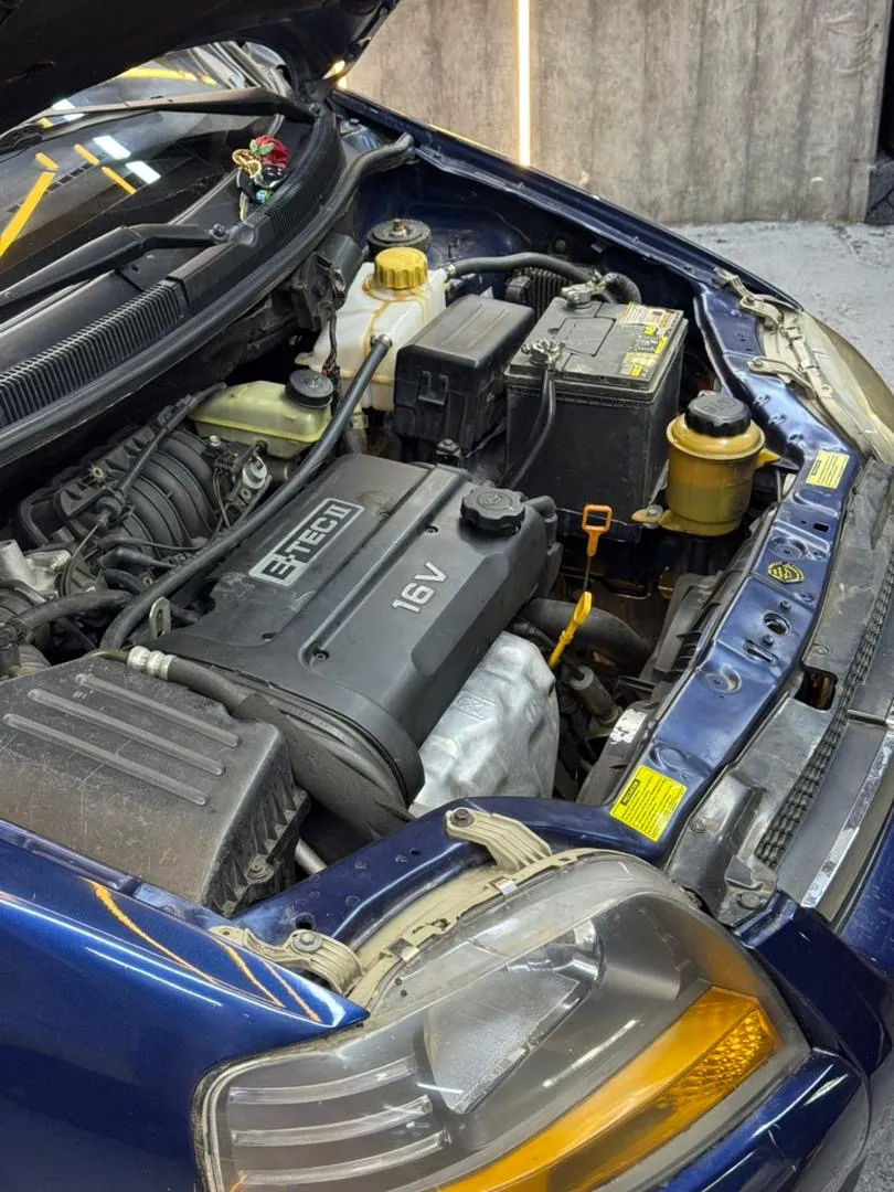 Chevrolet Aveo 2007 1.6 azul9