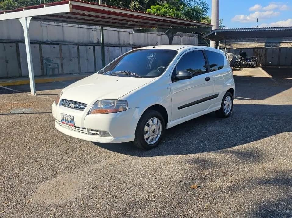 Chevrolet Aveo 2010 Blanco Hatchback