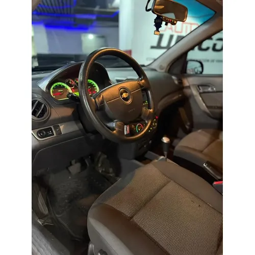 Chevrolet Aveo LT 2012 Dorado Caracas