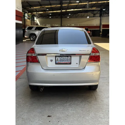 Chevrolet Aveo LT 2013 Plateado Caracas