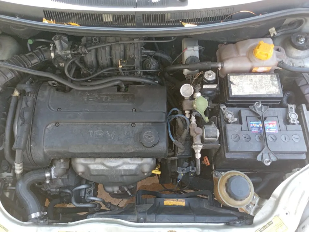 Chevrolet Aveo LT 2011 Plateado Maracay