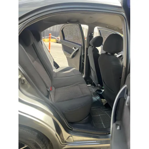 Chevrolet Aveo LT 2011 Gris Caracas
