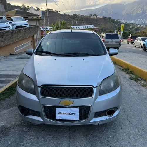 Chevrolet Aveo LT 2012 Plateado Caracas
